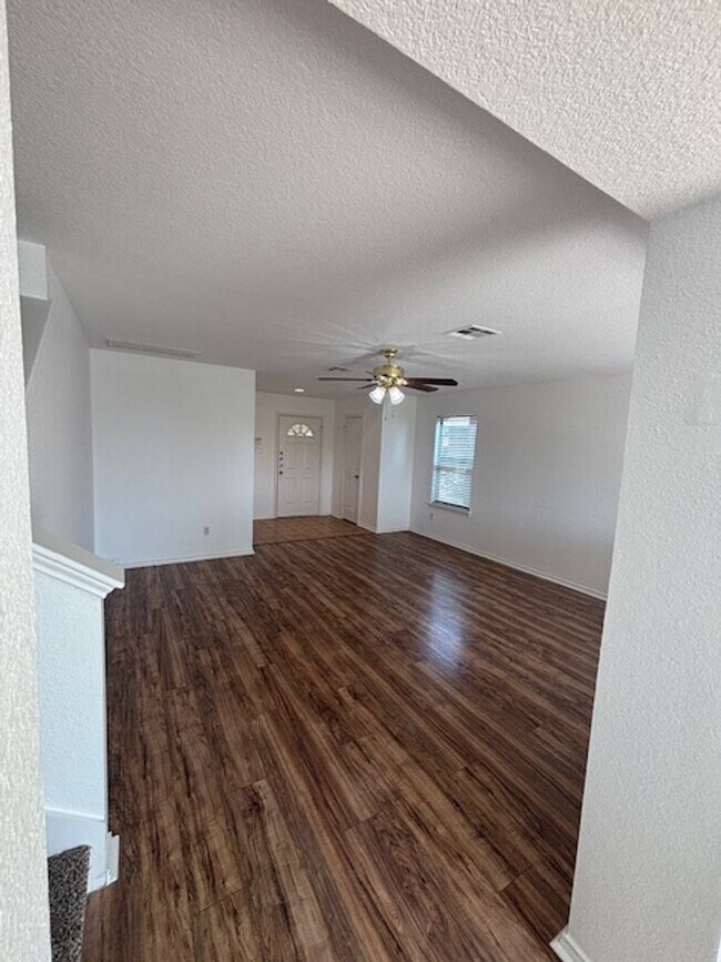 Building Photo - Move-In Ready 4-Bedroom Home with New Floo...
