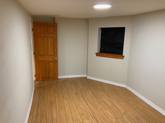 Building Photo - 844 N Harding Ave