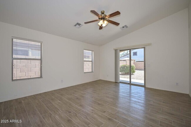 Building Photo - 11767 W Dos Rios Dr
