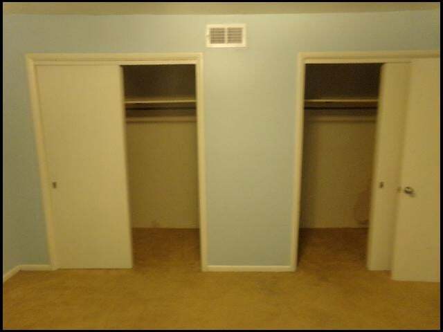 Building Photo - 4404 Greenway Dr