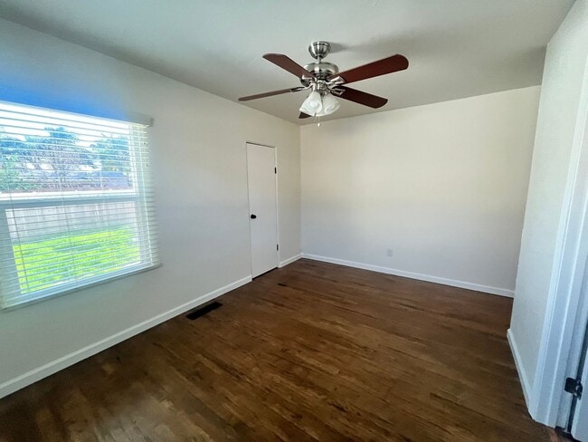 Building Photo - 620 N O St