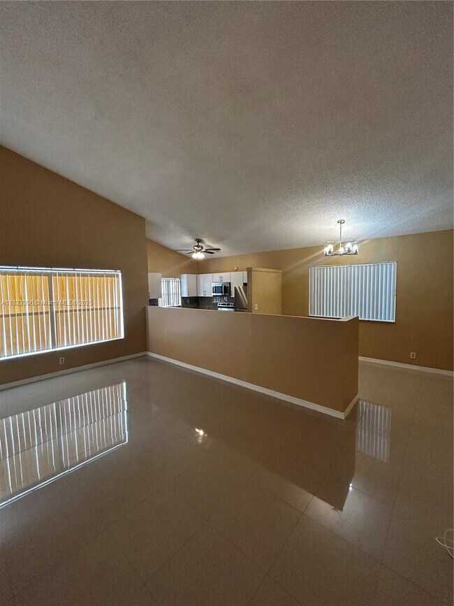 Building Photo - 701 SW 79th Terrace
