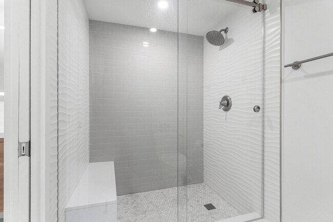 Building Photo - 4748 S Ocean Blvd