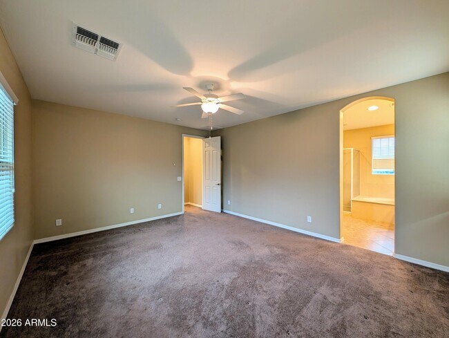 Building Photo - 923 S Osborn Ln