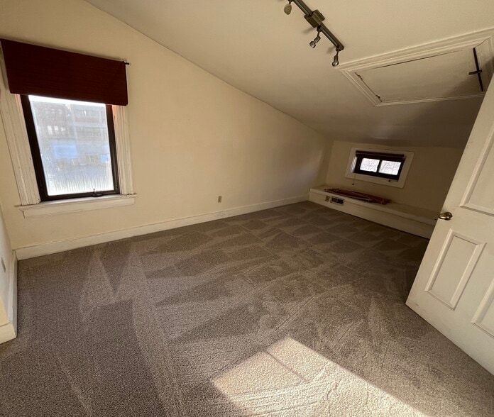 Bedroom - 2873 Colerain Ave