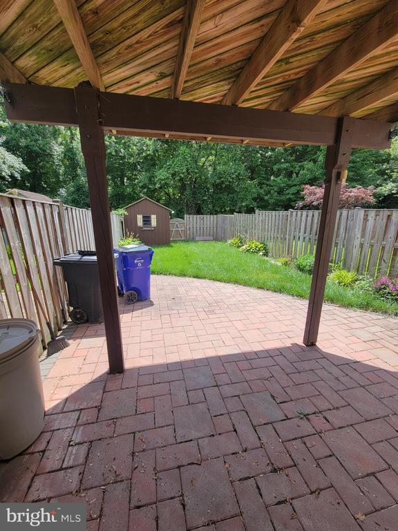 Building Photo - 8702 Castlerock Ct