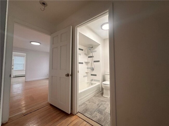 Building Photo - 31 Ceres St