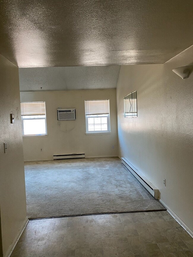 Building Photo - Downtown Littleton Condo