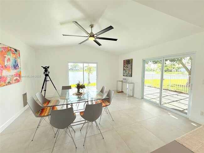 Building Photo - 10626 NW 7th St