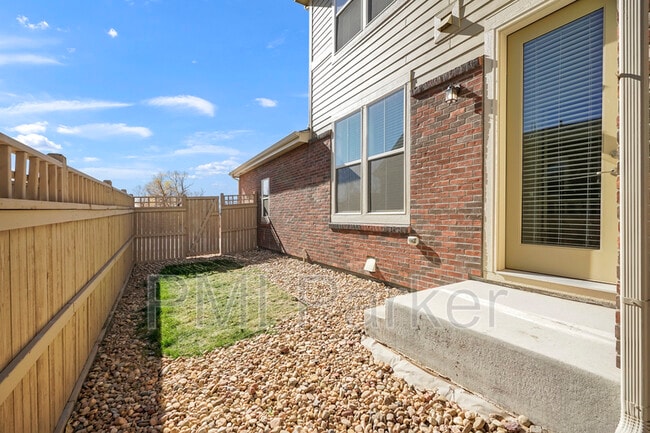 Building Photo - 14813 E Crestridge Dr