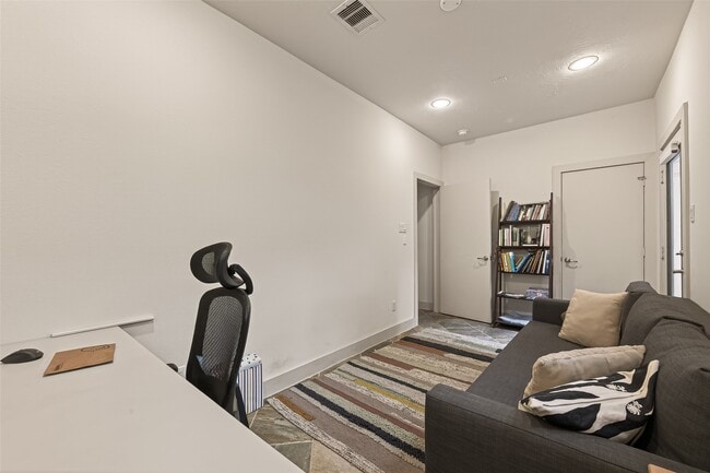 Building Photo - 1620 McDonald St