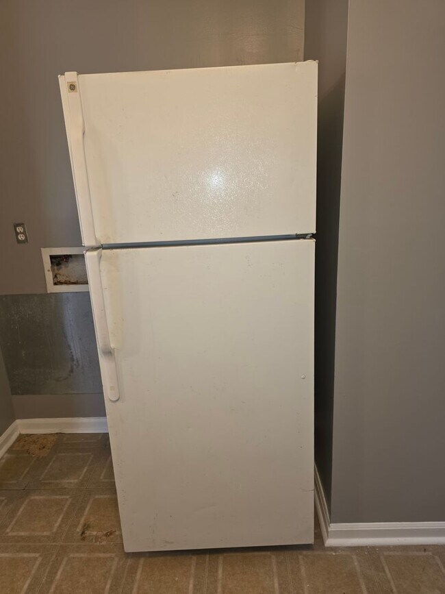 Building Photo - Kings Mountain