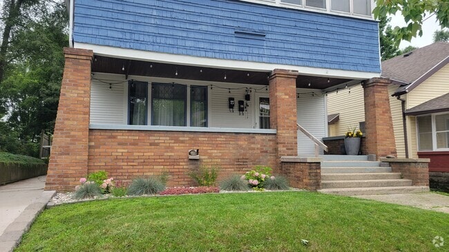Building Photo - 1019 Widdicomb Ave NW