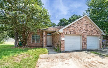 Building Photo - 1806 Arbor Glen