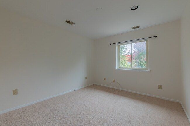 Building Photo - 2801 Pennsylvania Ave