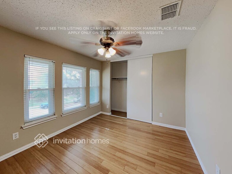 Building Photo - 104 Ellicott Dr