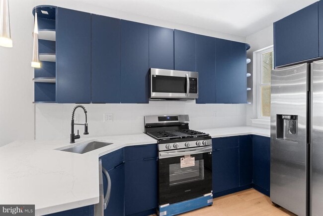 Building Photo - 713 S 58th St