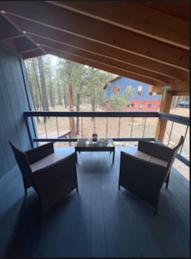 Building Photo - Barnview Country Haven