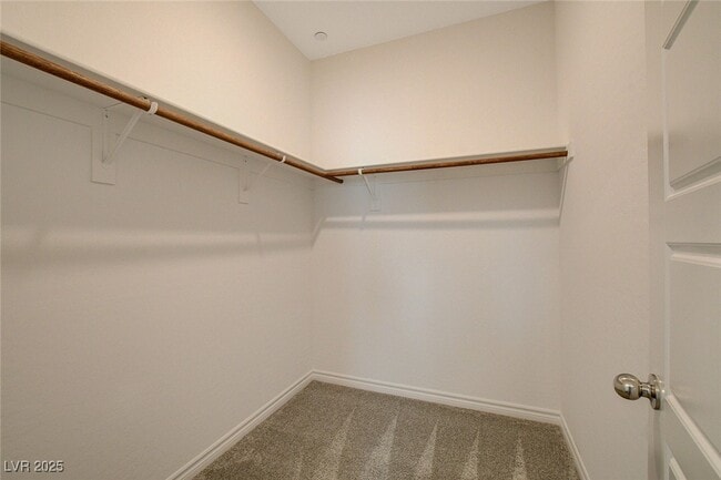 Building Photo - 206 Callen Falls Ave