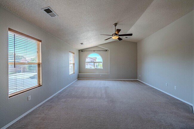Building Photo - 10532 Coyote Canyon Pl NW
