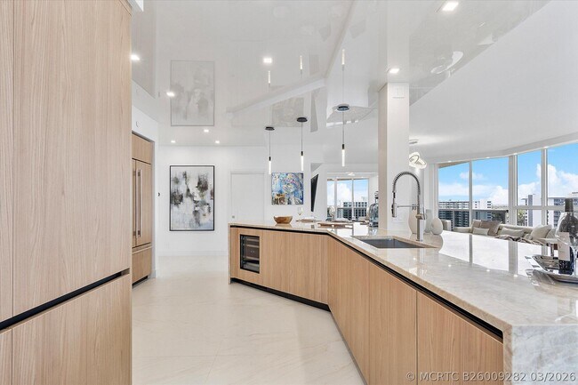 Building Photo - 3100 N Ocean Blvd