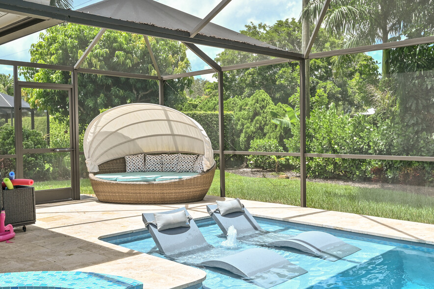 Lounge in the pool - 2305 Kings Lake Blvd