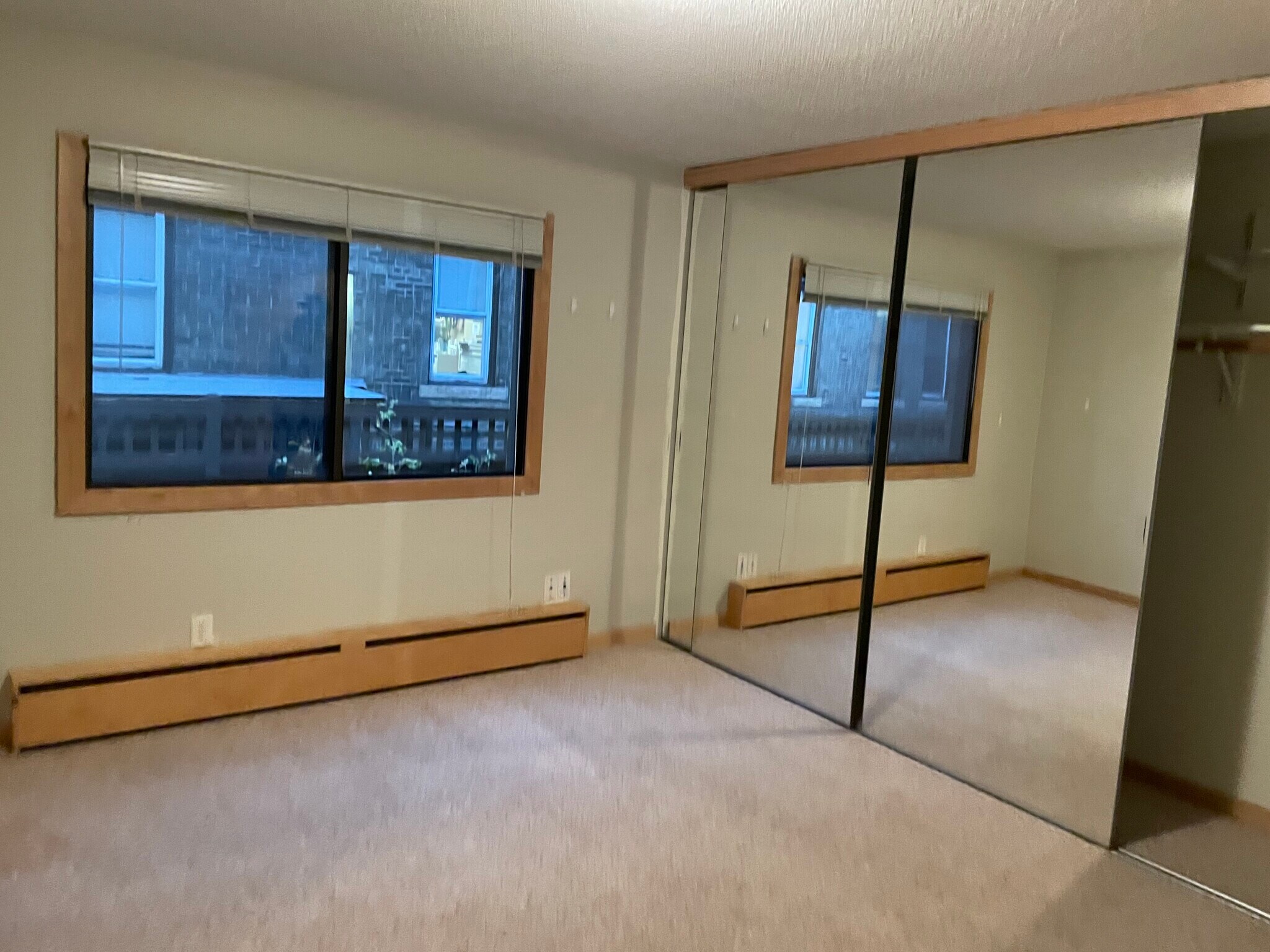 Building Photo - 2530 1st Ave S