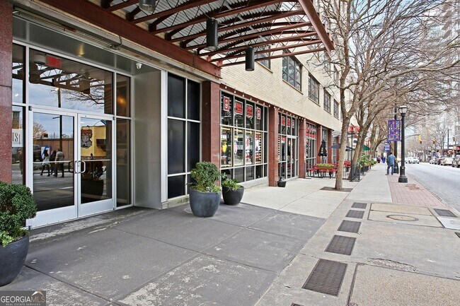 Building Photo - 878 Peachtree St NE
