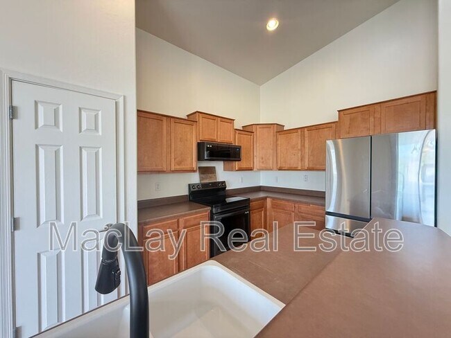 Building Photo - 8311 S 23rd Pl