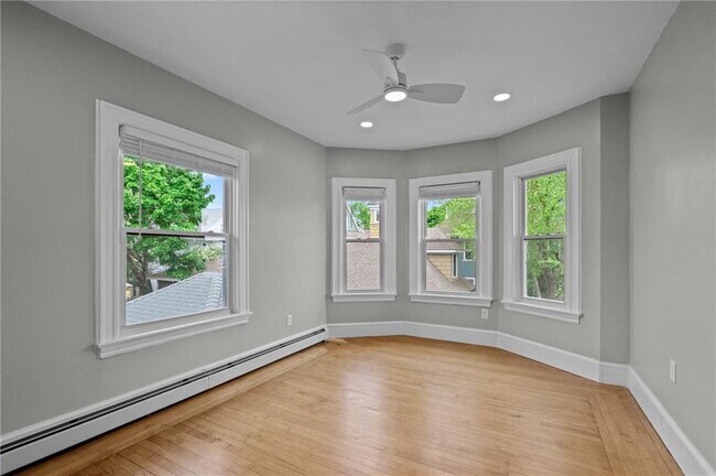 Building Photo - 17 Selkirk Rd