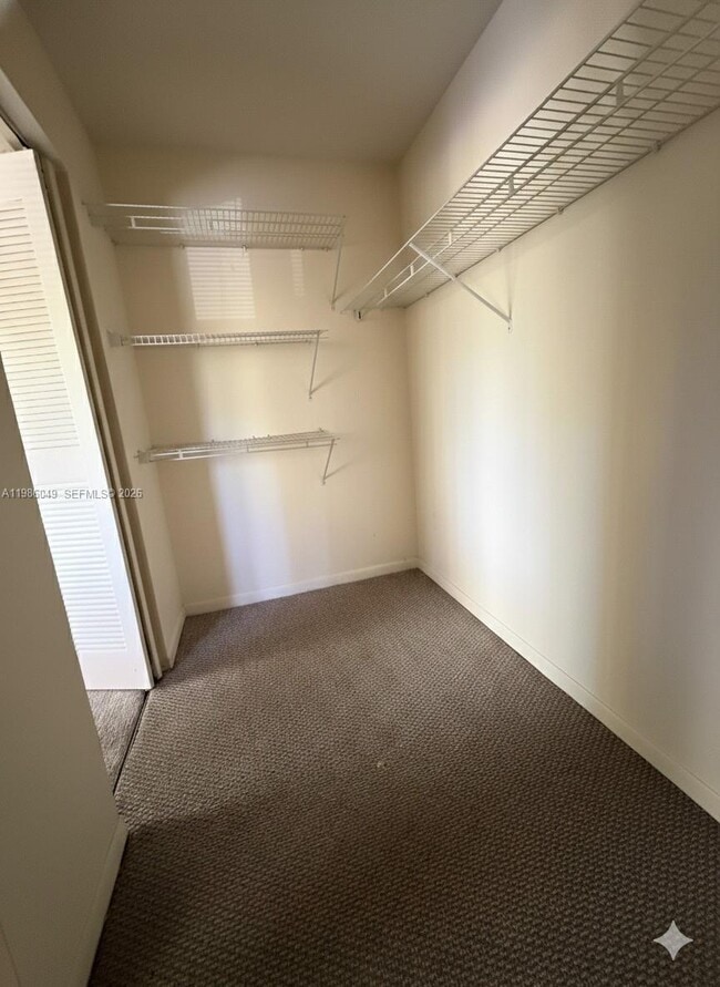 Building Photo - 15500 Lakes of Delray Blvd