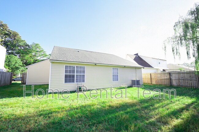 Building Photo - 148 Finn Cir