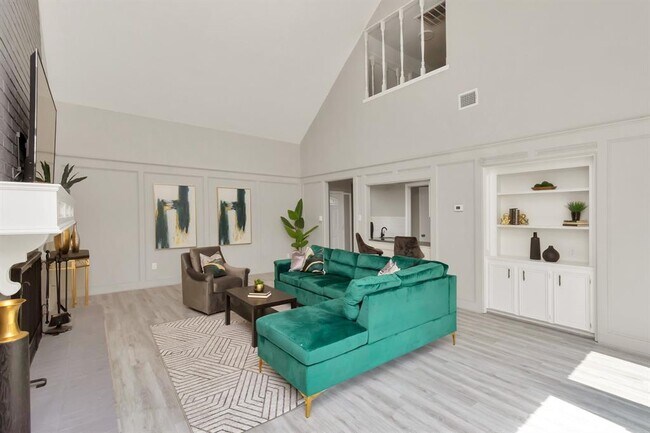 Building Photo - 10719 Kitty Brook Dr