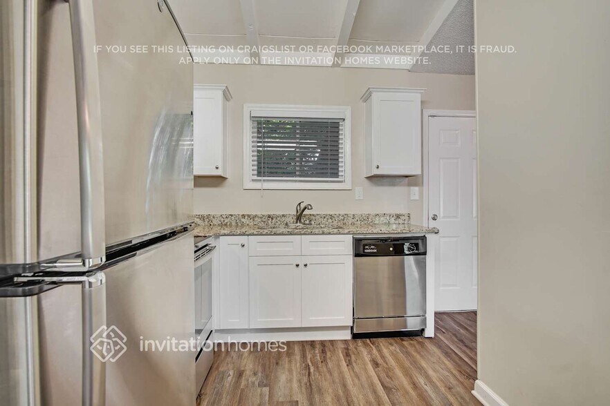 Building Photo - 1538 Belva Ave