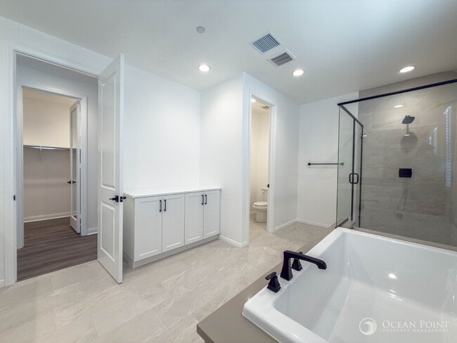 Building Photo - Newly Built 5 Bedroom Home for Rent in Fillmore!