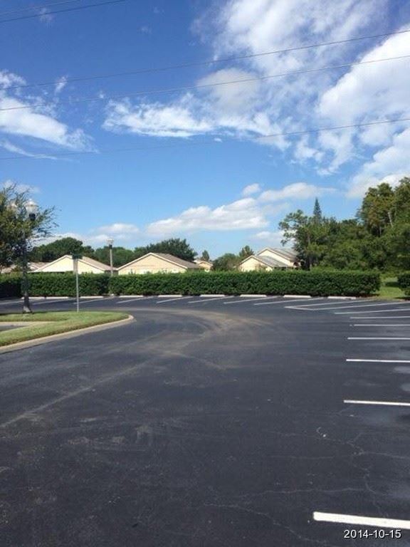 Building Photo - 3 br, 2 bath House - 522 Villa Del Sol Cir...
