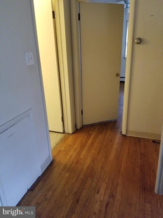 Primary Photo - 691 Garden Dr