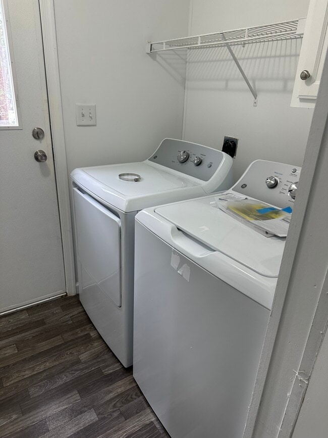 Building Photo - 43665 Pump House Ln