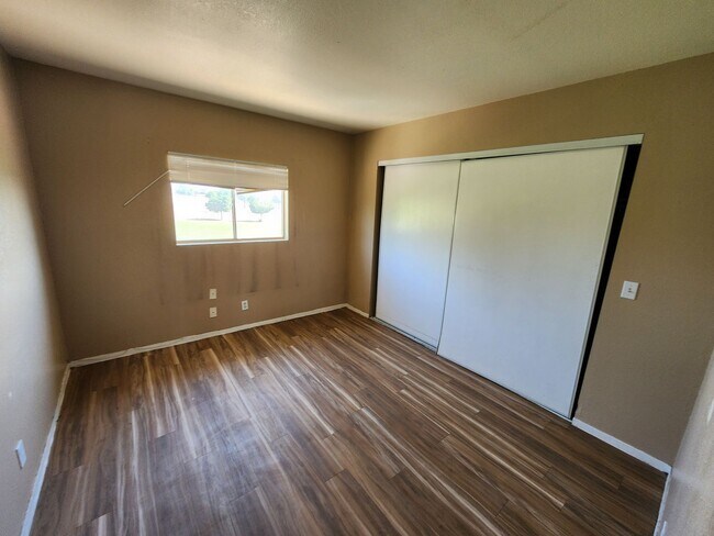 Building Photo - 4796 Nova Ln