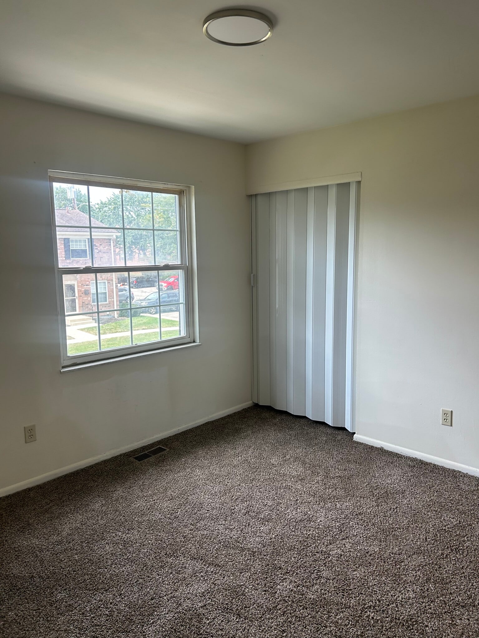 Building Photo - 4677 Tarryton Ct S
