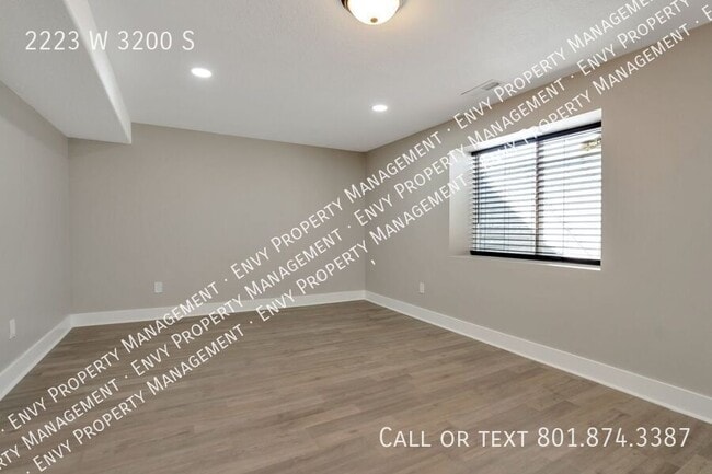 Building Photo - 2223 W 3200 S