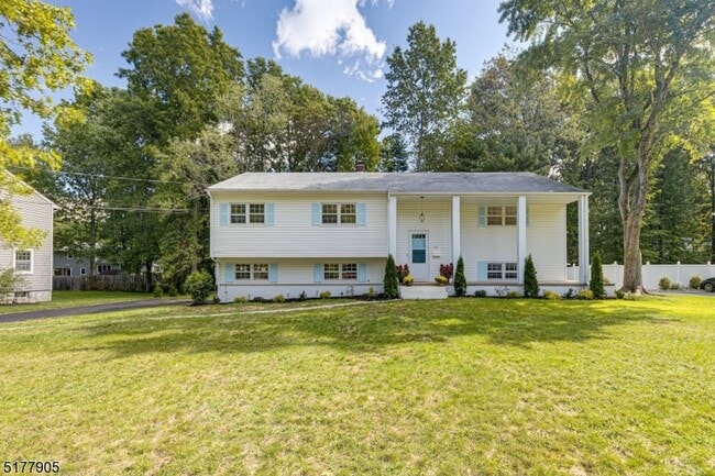 Building Photo - 50 Colonial Way