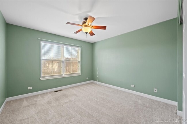 Building Photo - 450 Majestic Ln