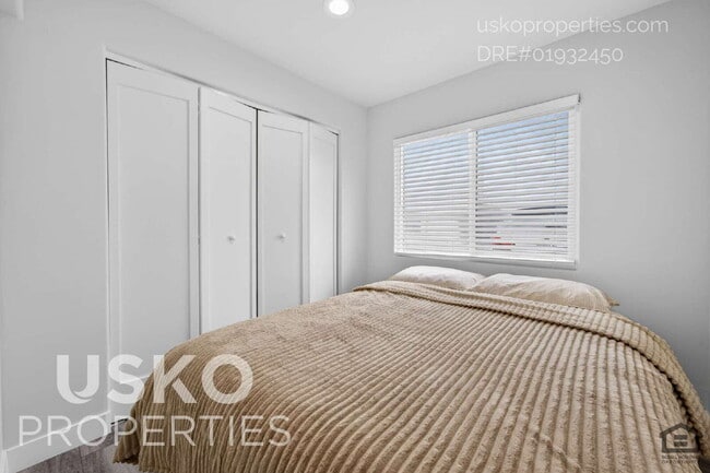 Building Photo - 3369 Zenobia Way