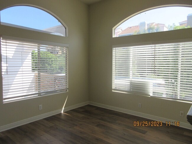 Building Photo - LOVELY MIRADOR 2 BR/2 BATH CONDO IN GREAT LAGUNA NIGUEL LOCATION