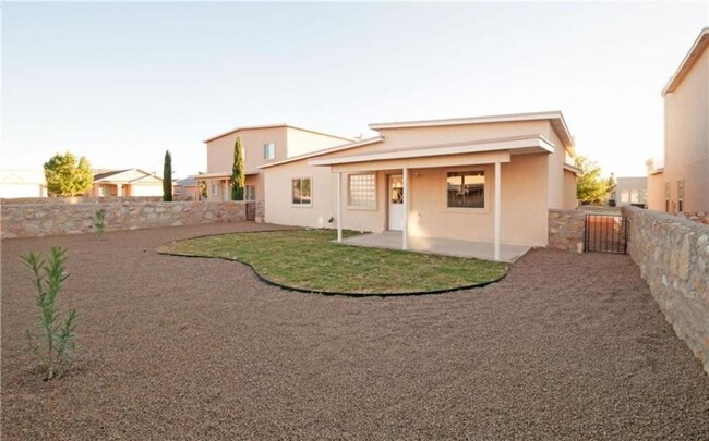 Building Photo - Lovely 4 bedroom inEast Side El Paso!!