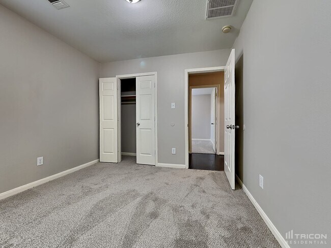 Building Photo - 28715 Nueces River Ct