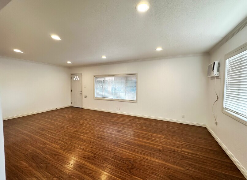 Unit 1 Living Room - 437 E 8th St