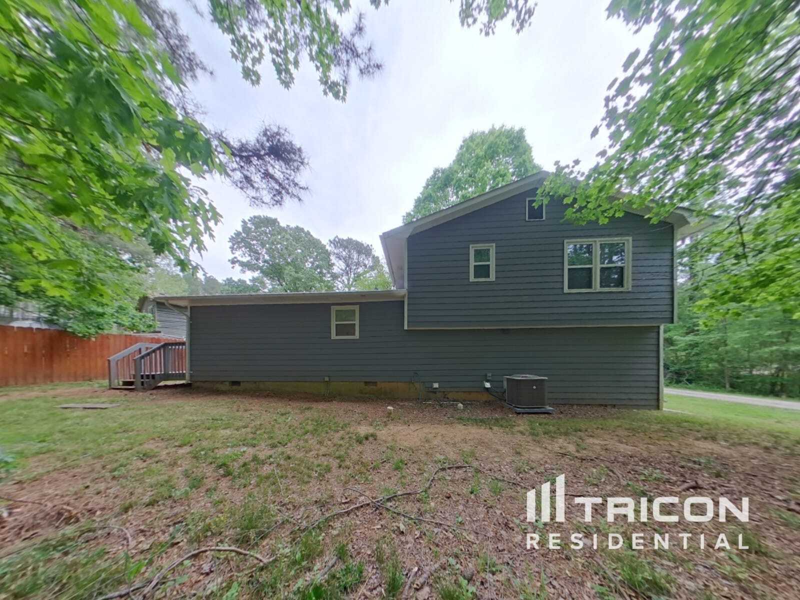Building Photo - 160 Elberta Dr