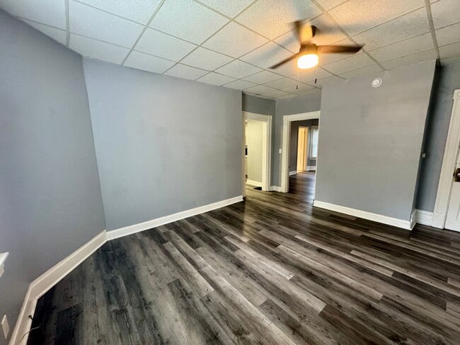 Building Photo - 505 Dawson Ave